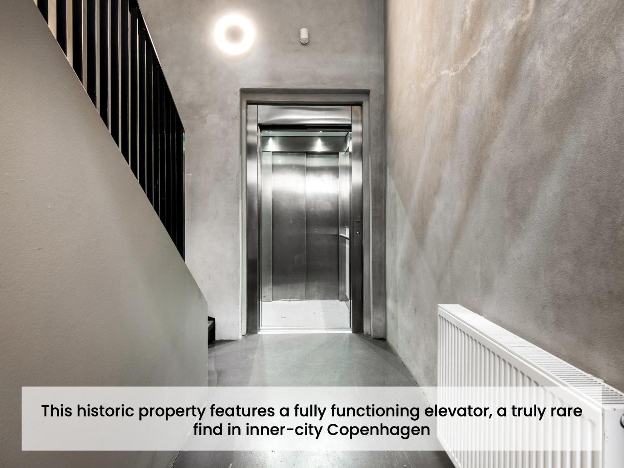 Sanders Leaves - Chic Three-bedroom In Downtown Leilighet *