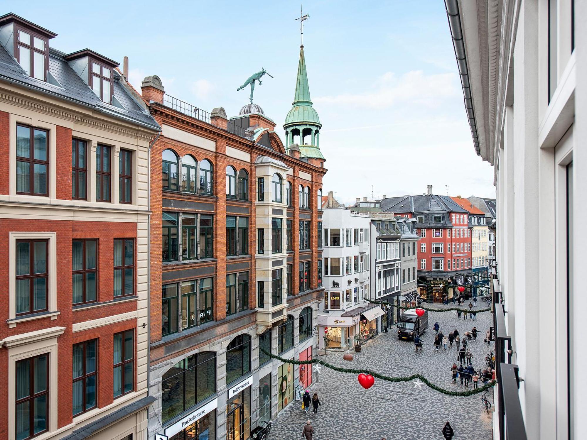 Leilighet Sanders Leaves - Chic Three-bedroom In Downtown København